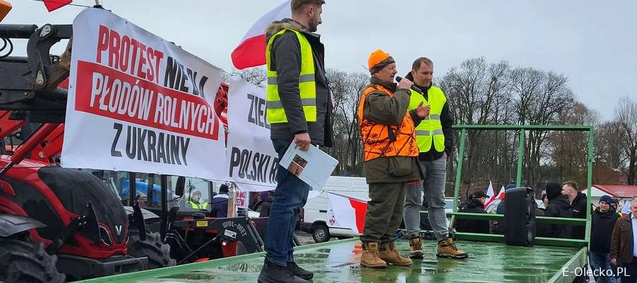 Droga Olecko - Ełk (DK65) zablokowana. Protesty rolników nadal trwają