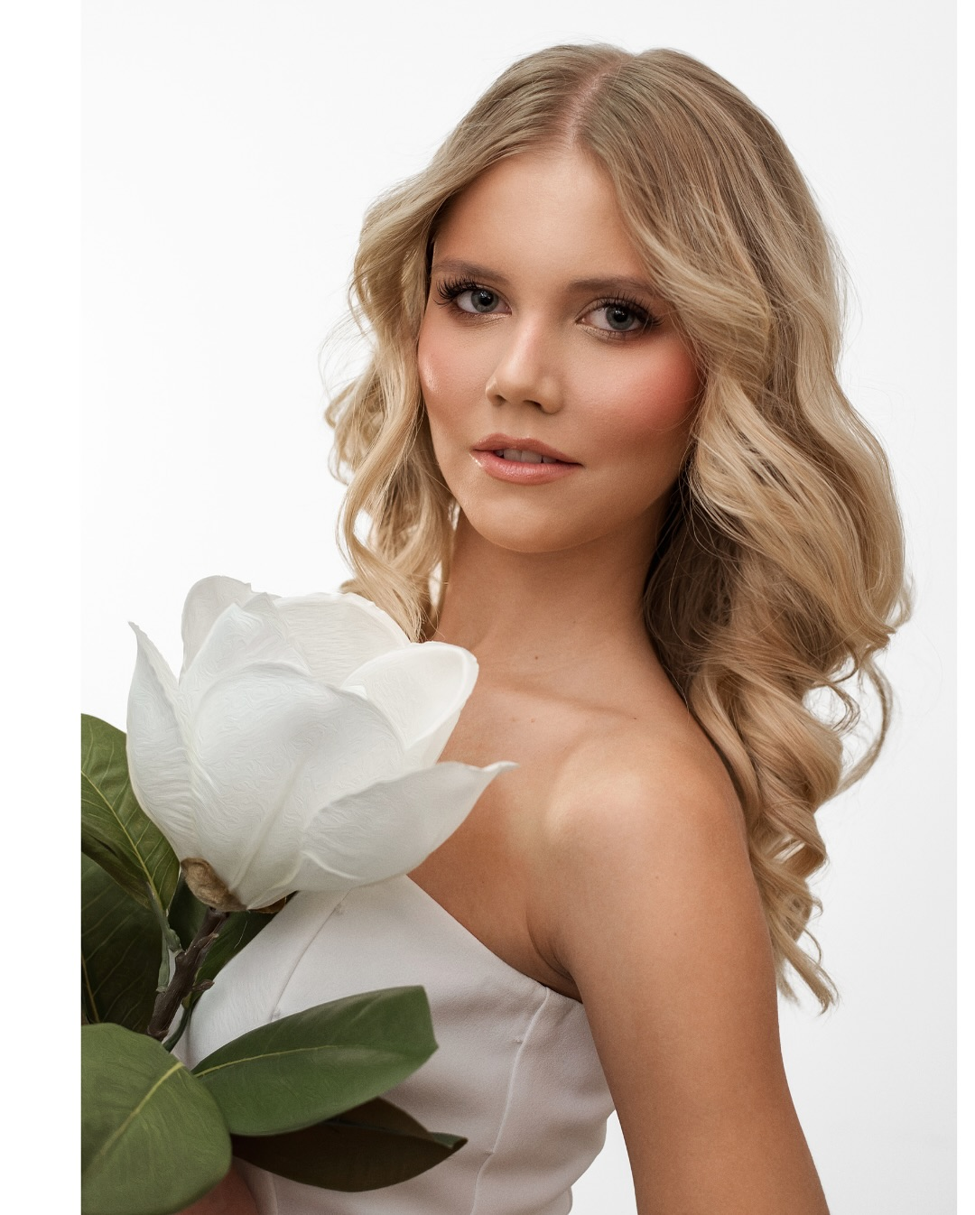 Nikola Piotrowska z Olecka wśród finalistek Miss Podlasia